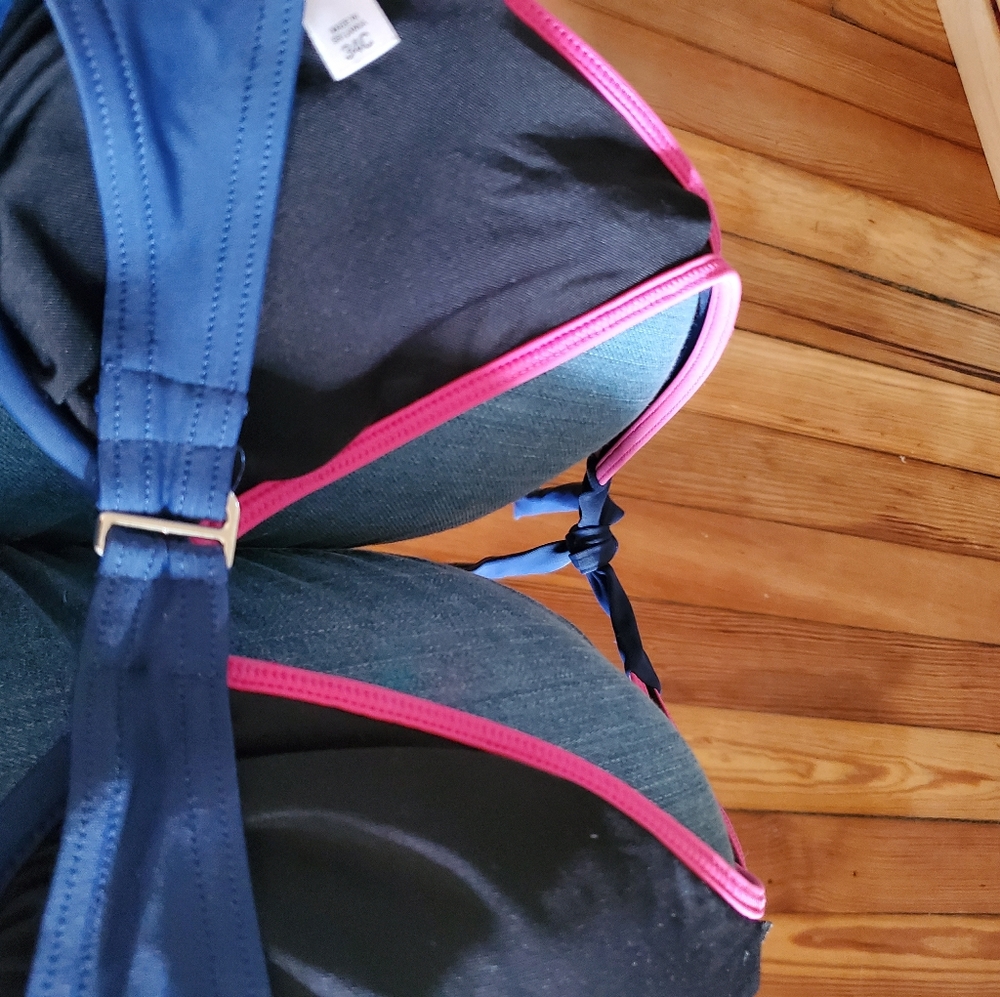 Bathing suit - Picture 6 of 10